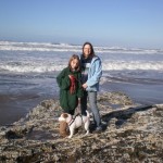 Dana, Chloe and Ivey at Lincoln City